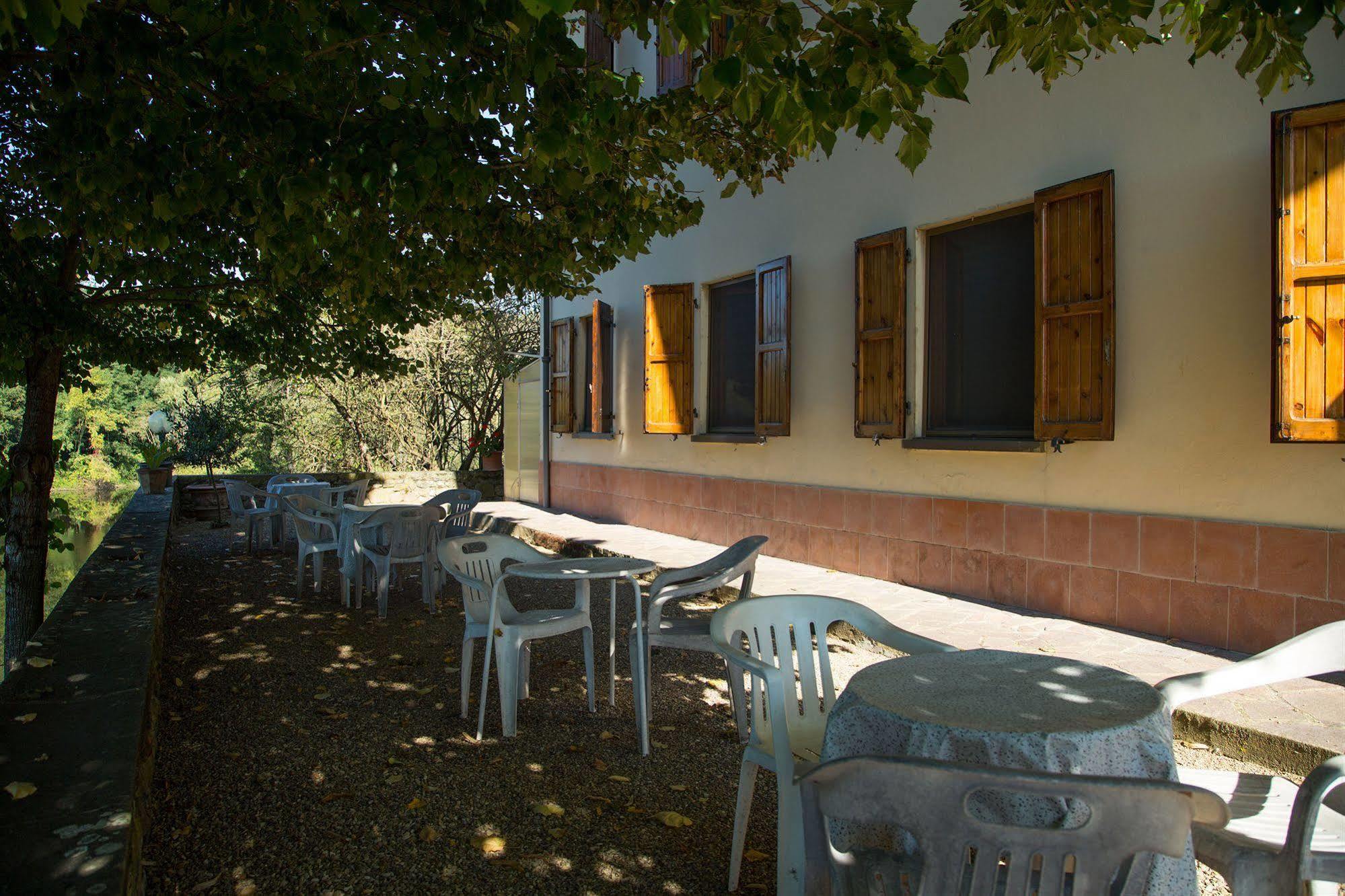 Hotel Del Lago Cavriglia Exterior photo